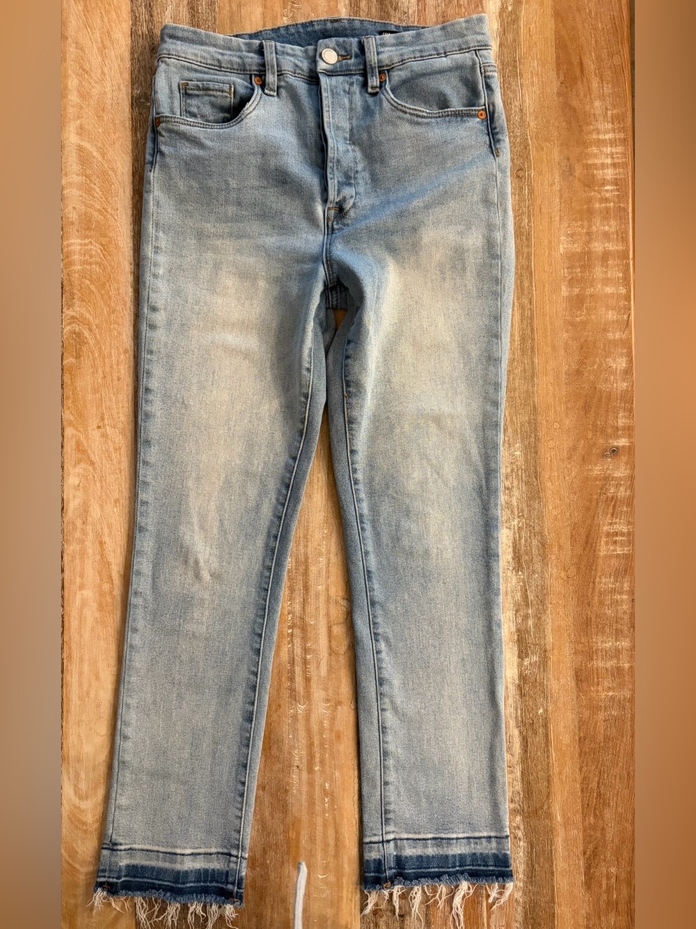 BLANK NYC Jeans The Madison Crop High Rise Size 29 Light Wash Raw Hem Distressed